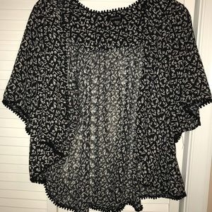 Short sleeve sheer kimono